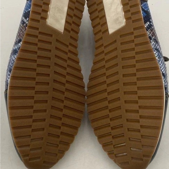 Men's Blue Patterned Sneakers - Picture 7 of 7